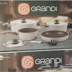 طقم قدور تيتانيوم جراندي 8 قطع من متجر اسوار العريش