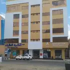 عماره للبيع تجارية فيها عده محلات ومكاتب