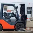 رافعه شوكية فوركلفت للايجار forklift for rent