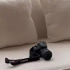 كاميرا احترافية Canon EOS 100D بسعر 1900 ريال