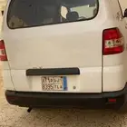 باص نظيف للإيجار 