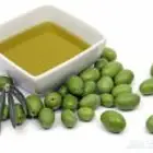 زیتون کا تیل، بھیڑ کا گھی، بھیڑ کا پنیر، زیتون، میٹھے اور گر