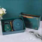طقم هدية كوب مع قاعدة حرارية