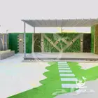 العشب الصناعي وبديل الخشب