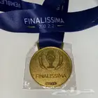 ميداليات انديه ميداليات منتخبات تيشيرتات جزم