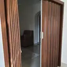 ابواب سحب سحاب جلد وبلاستيك كورديون