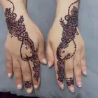 النقاشة ام فارس