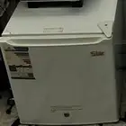 ثلاجة صغيرة
