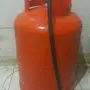 اسطوانة غاز مع غاز للبيع 