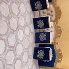 مساند كلاسيكي ثلاث زوايا مع اربع مراكي