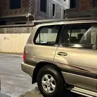 للبيع جيب لاندكروزر 2001