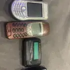 اثنين جوال واثنين بيجر قديمه