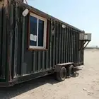 كونتر مجهز بمحور سحب وكفرات مع بعض التجهيزات الداخليه