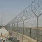 تركيب شبك ملاعب ومزارع قسم السياجات لدى الشركه