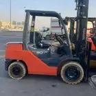 رافعة شوكية فوركلفت للايجار اليومي والشهري تاجير رافعات