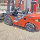 رافعة سكين شوكية للإيجار