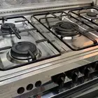 فرن نظيف وكل شي فيه شغال سبب البيع النقل من المنطقه
