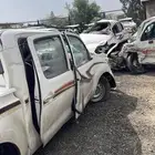 هايلكس 2014 لبيع قطع غيارها