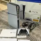 سوني 5 نظيف للبيع وطارة لوجيتك g29 للبيع نظيفه