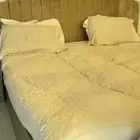 غرفه نوم كامله مع دولاب شفاف وتسريحه وكمدينه 2 وسرير