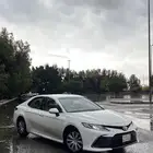 كامري 2022 ابيض LE