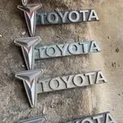 5 علامه شبك هايلكس من 79 الي 81 اصلي وكاله