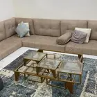 طاوله ارضيه مع الخدمه