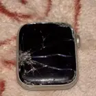 ساعة ابل SE بكامل ملحقاتها