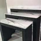 طاولة استقبال