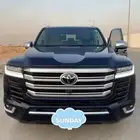 لاندكروزر كحلي 2022