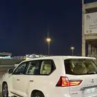 جيب لكزس 2017