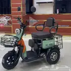 سكوتر كهربائي ثلاث كفرات 2024