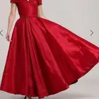 للبيع فستان أحمر