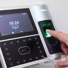 جهاز بصمه حضور وانصراف الموظفين التحكم في الدخول والخروج