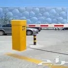 حواجز مواقف دخول وخروج السيارات