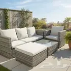 جلسة خارجية 5 أشخاص مع طاولة