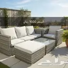 جلسة خارجية 5 أشخاص مع طاولة