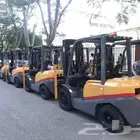 ايجار رافعات شوكيه وكرينات وسيزرات ومنلفت يومي وشهري
