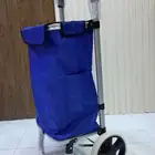 عربة تسوق متوفر عدة الوان