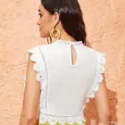 بلوزة نسائية