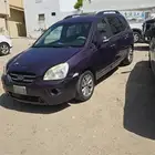 كيا كارينز