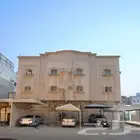 للبيع شقة رائعةتبعدعن الكورنيش200متروالبحيرة القرية العالمية