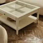 طاولة ايكيا مقسمة