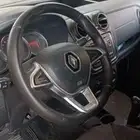 رينو دوكر 2022