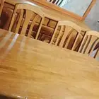 طاولة طعام