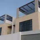 فلة فاخرة للإيجار قريبة من البحر