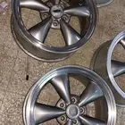 يوجد جنوط موستنج