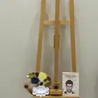 حامل رسم قابل للطي مع كتاب تعليم مع عدد من الالوان