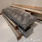 سقالات واخشاب