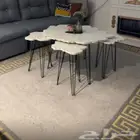 طاولة مع 4 خدمة